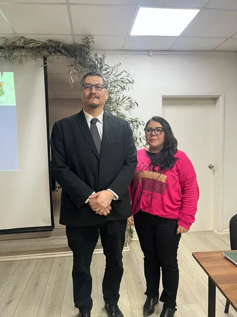 Los relatores Mauricio Casteing y Marcela Sobarzo